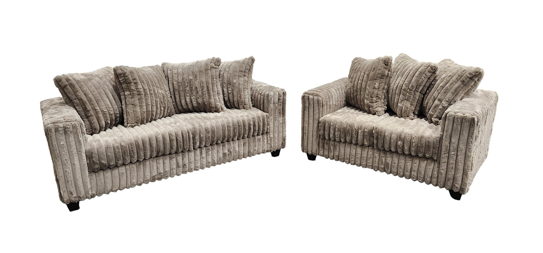 S300 Gia Sofa & Loveseat Combo
