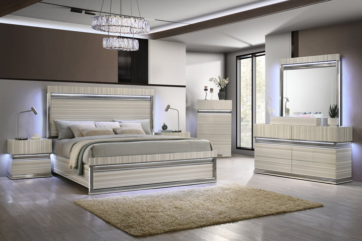 B33 Carrara Mirror