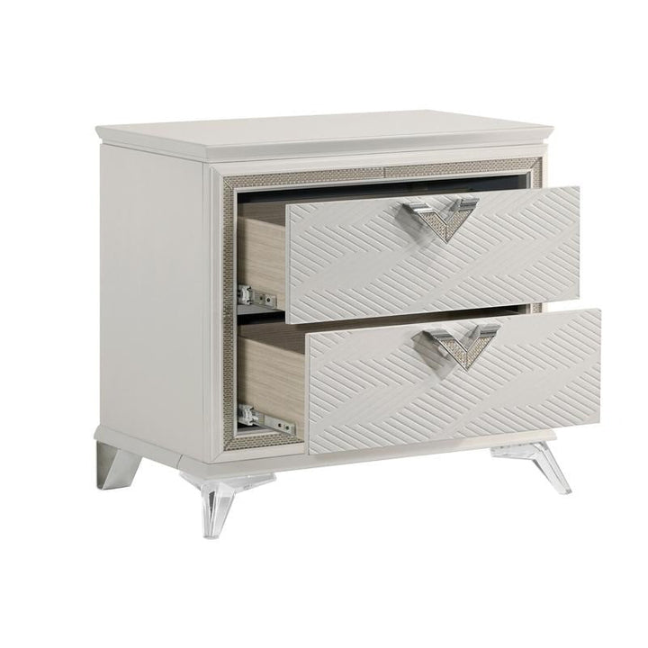 B6500 Chiara Bedroom Set
