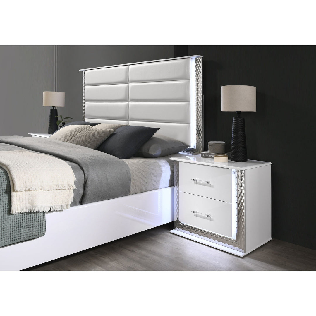 B79 Dina Bedroom Set