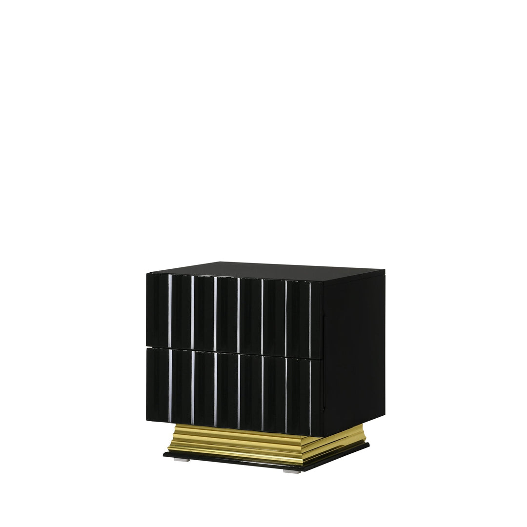 B84 Lila Mirror