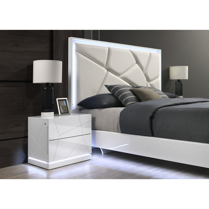 B85 Lana Bedroom Set