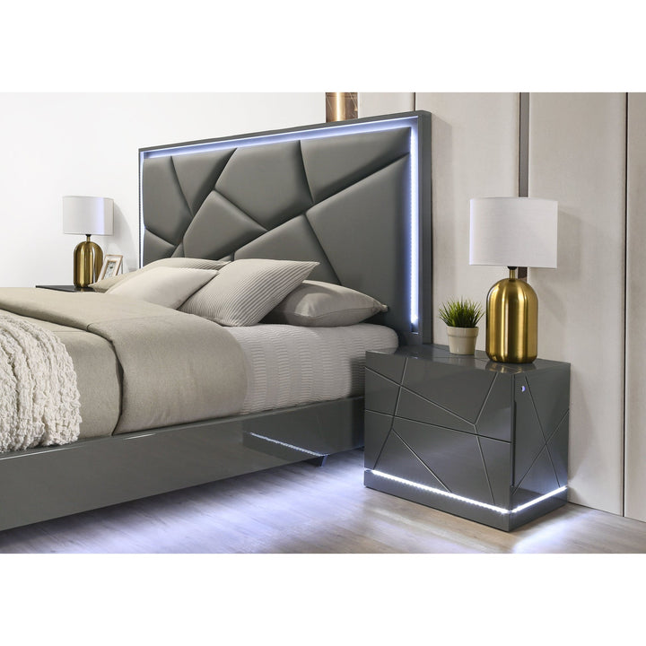 B86 Lily Bedroom Set