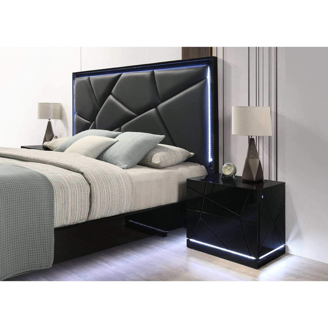 B87 Naomi Bedroom Set