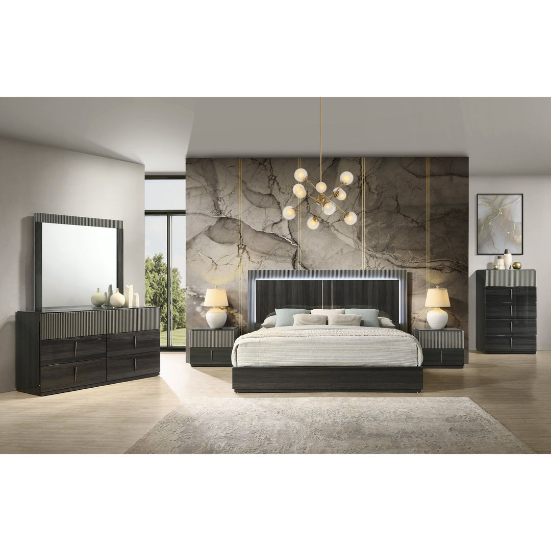 B93 Raven Bed Frame