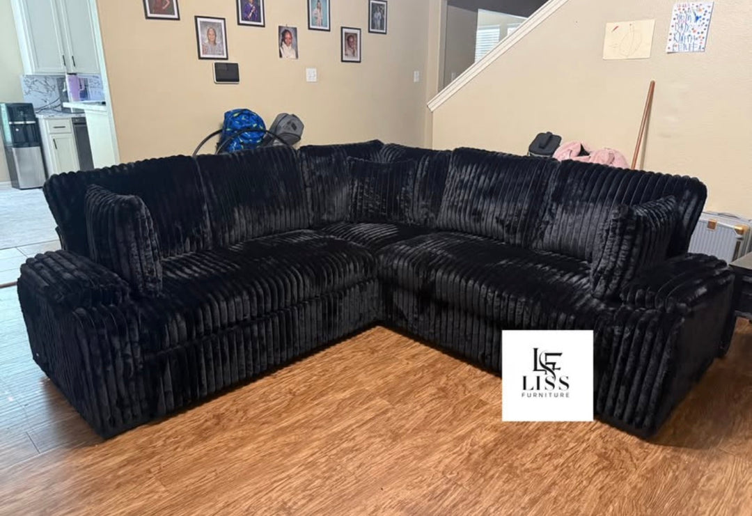 S3662 Neeha Sectional w/ Pullout