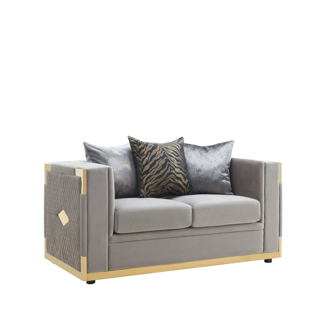 S3040 Juliet Sofa & Loveseat