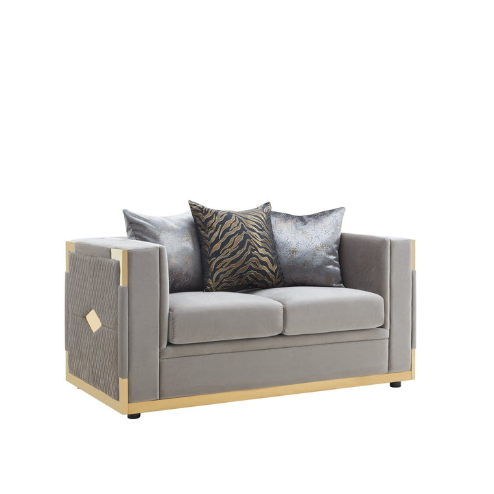 S3040 Juliet Sofa & Loveseat