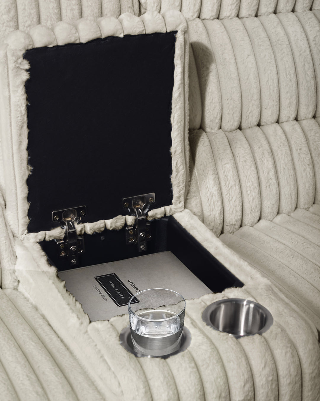 S3672 Calantha Reclining Sectional Sofa