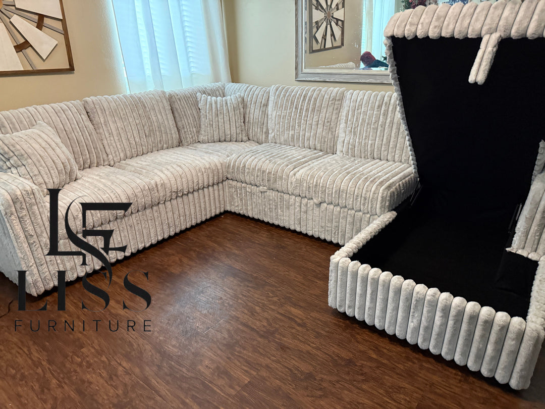 Raha II - Sectional Sofa w/ Pull-Out