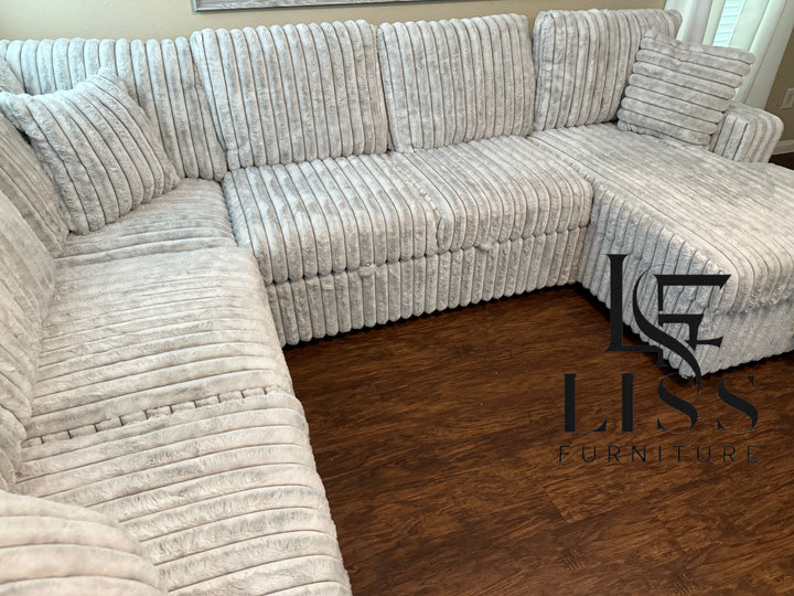 Raha II - Sectional Sofa w/ Pull-Out